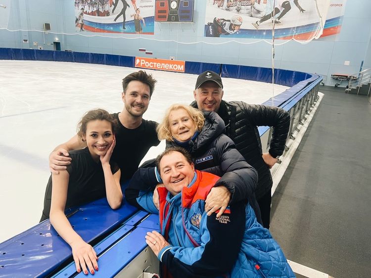 Елизавета Худайбердиева и Егор Базин.