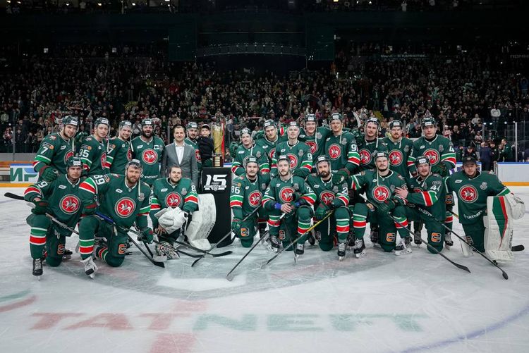 Хоккеисты «Ак Барса»