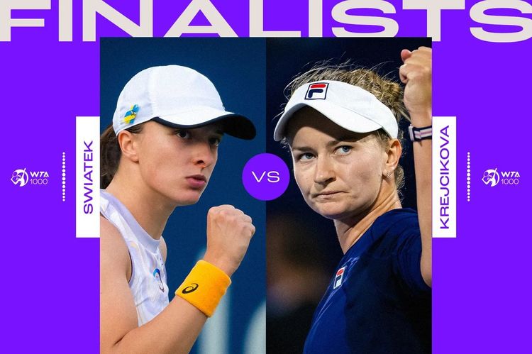 Ига Швентек и Барбора Крейчикова (слева направо)