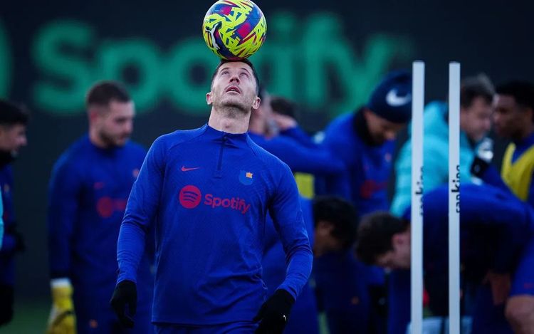 Левандовски Барселона