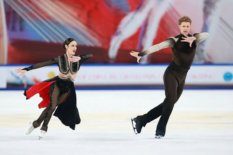 Мэдисон Чок и Эван Бейтс