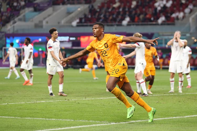 Netherlands-v-USA-Round-of-16-FIFA-World-Cup-Qatar-2022_11zon (1).jpg